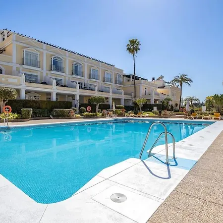 Oleholidays Aloha Gardens 185 Junto A Puerto Banus *