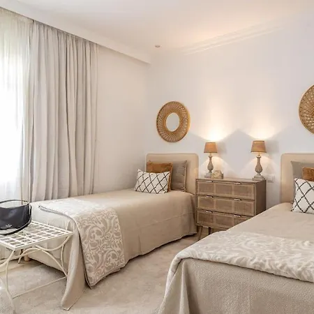 Oleholidays Aloha Gardens 185 Junto A Puerto Banus *