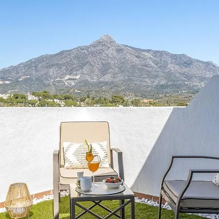 Oleholidays Aloha Gardens 185 Junto A Puerto Banus Marbella